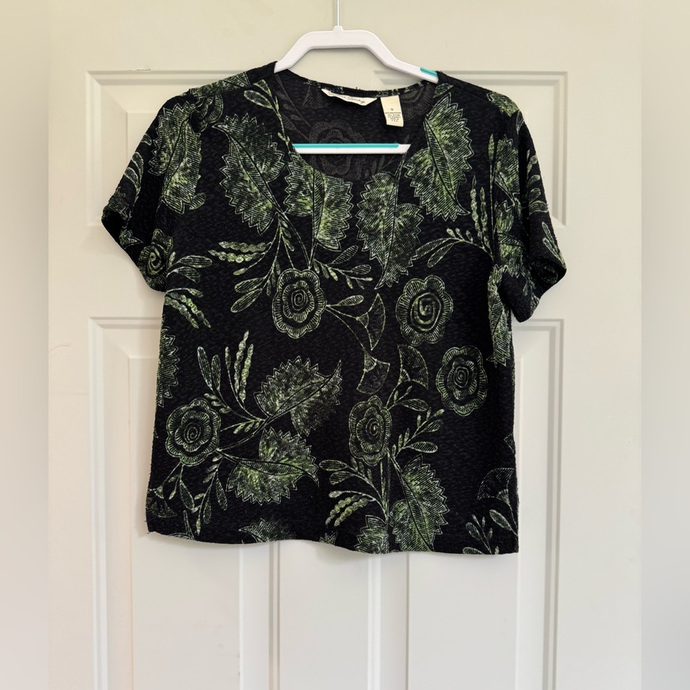 French Laundry Black and Green Floral Women's Blouse Size Small